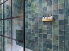 3627 NE 19th Ave, Oakland Park FL 33308