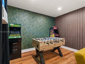 3627 NE 19th Ave, Oakland Park FL 33308