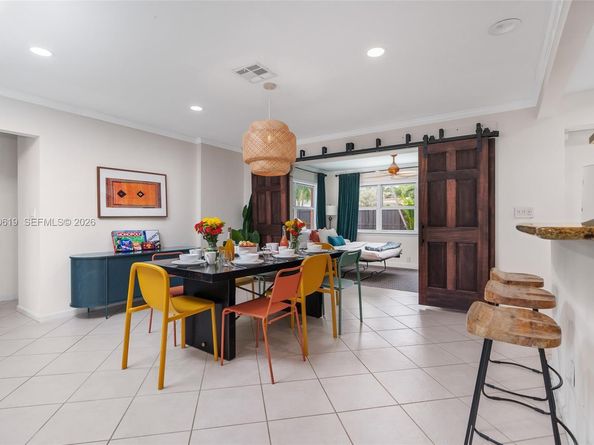 3627 NE 19th Ave, Oakland Park FL 33308