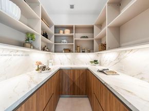 13901 Old Cutler Rd, Palmetto Bay FL 33158