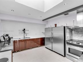 507 NW 42nd St, Miami FL 33127