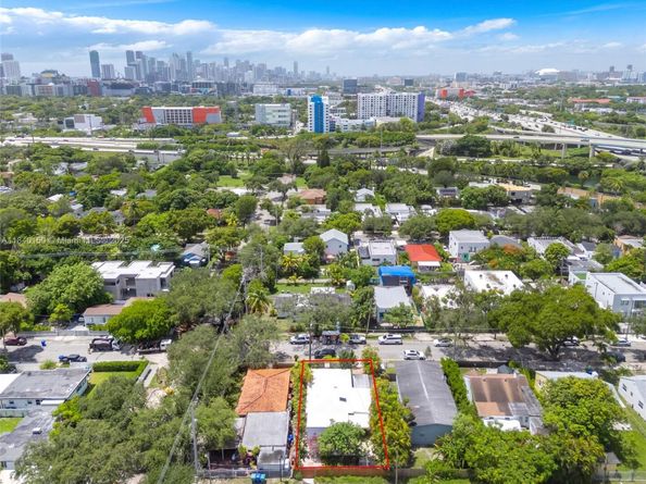 507 NW 42nd St, Miami FL 33127