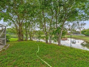 1600 SW 87th Ave, Pembroke Pines FL 33025
