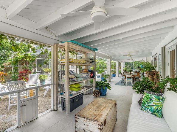 14941 SW 69th Ct, Palmetto Bay FL 33158