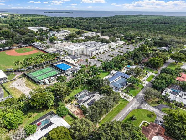 14941 SW 69th Ct, Palmetto Bay FL 33158