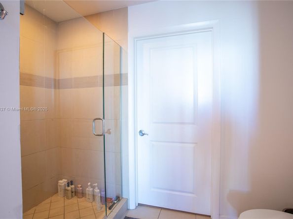 1945 S Ocean Dr 1108, Hallandale Beach FL 33009