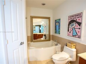 1945 S Ocean Dr 1108, Hallandale Beach FL 33009