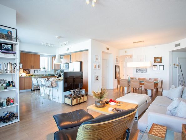 1945 S Ocean Dr 1108, Hallandale Beach FL 33009