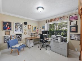 8740 SW 183rd Ter, Palmetto Bay FL 33157