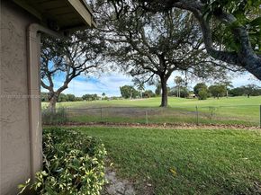 2001 S Saint Andrews Rd 121, Hollywood FL 33021