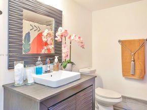 3001 N Oakland Forest Dr 301, Oakland Park FL 33309