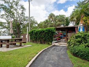 3 Grove Isle Dr C308, Miami FL 33133
