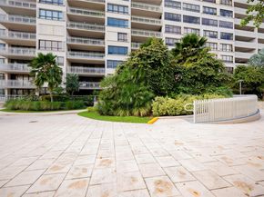 3 Grove Isle Dr C308, Miami FL 33133