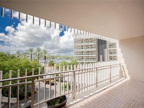 3 Grove Isle Dr C308, Miami FL 33133