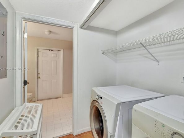 2229 NW 24th Ct, Fort Lauderdale FL 33311