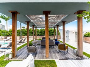 801 S Pointe Drive TH102, Miami Beach FL 33139