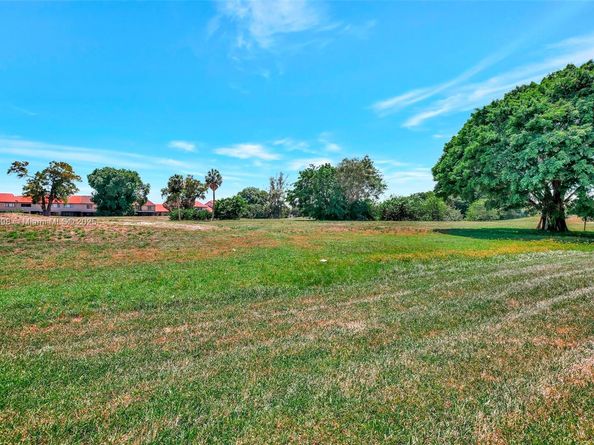 3841 Environ Blvd 230, Lauderhill FL 33319