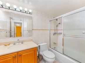 3180 S Ocean Dr 1012, Hallandale Beach FL 33009