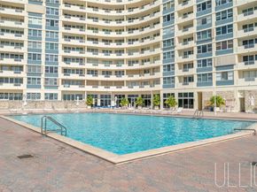 3180 S Ocean Dr 1012, Hallandale Beach FL 33009