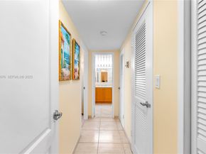 3180 S Ocean Dr 1012, Hallandale Beach FL 33009