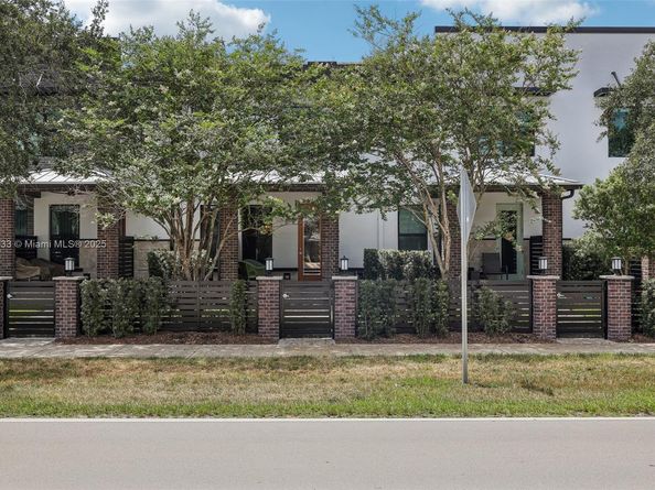 8367 NW 7th Pl 0, Plantation FL 33324