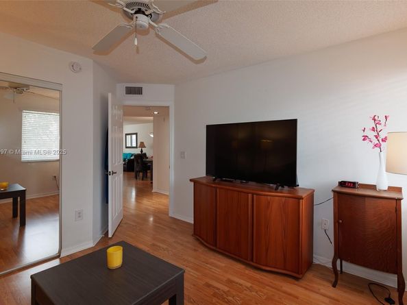 7788 Trent Dr 311, Tamarac FL 33321