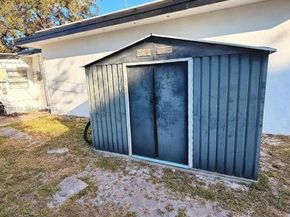 36 Miami Gardens Rd, West Park FL 33023