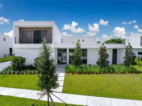 16740 N Botaniko Dr N, Weston FL 33326