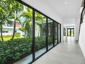 16740 N Botaniko Dr N, Weston FL 33326