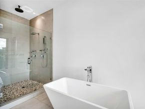 16740 N Botaniko Dr N, Weston FL 33326