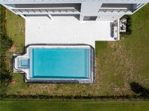 16740 N Botaniko Dr N, Weston FL 33326