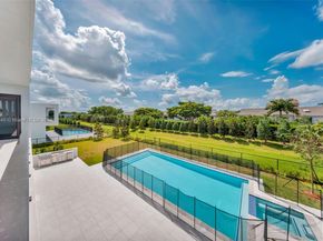 16740 N Botaniko Dr N, Weston FL 33326