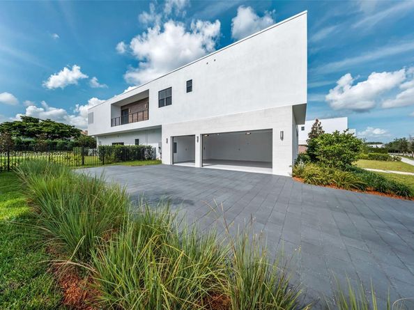 16740 N Botaniko Dr N, Weston FL 33326