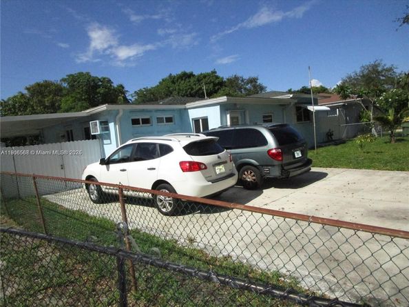Undisclosed Address #A11906568, North Miami FL 33168