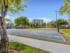 8040 Tatum Waterway Dr 3, Miami Beach FL 33141
