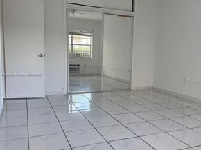 8040 Tatum Waterway Dr 3, Miami Beach FL 33141