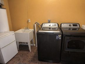 5716 NW 19th St 18, Lauderhill FL 33313