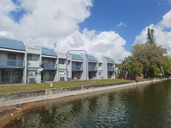 5716 NW 19th St 18, Lauderhill FL 33313