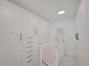 17500 N Bay Rd S405, Sunny Isles Beach FL 33160