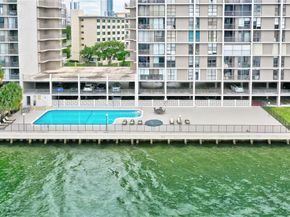 17500 N Bay Rd S405, Sunny Isles Beach FL 33160