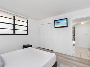 1100 Colony Point Cir 414, Pembroke Pines FL 33026