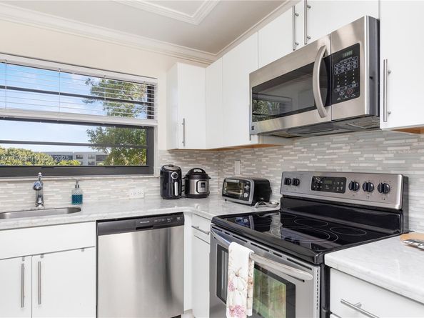 1100 Colony Point Cir 414, Pembroke Pines FL 33026