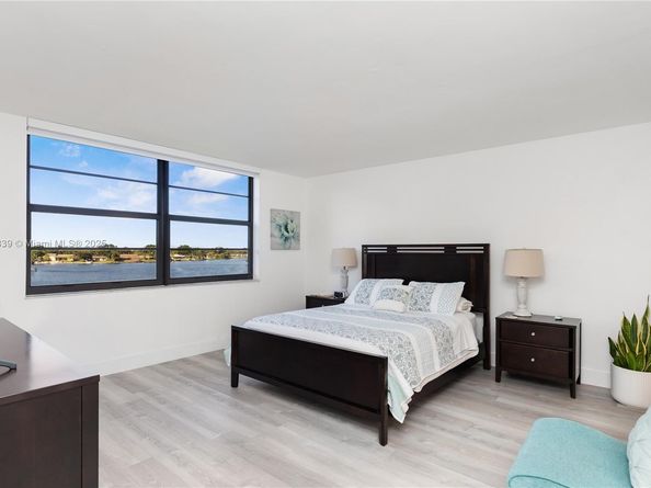 1100 Colony Point Cir 414, Pembroke Pines FL 33026