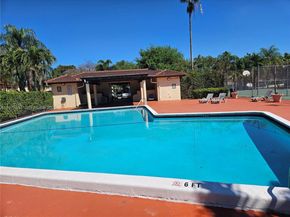 8837 NW 48th St, Sunrise FL 33351