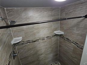 8837 NW 48th St, Sunrise FL 33351