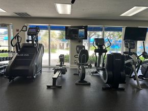6001 N Ocean Dr 503, Hollywood FL 33019