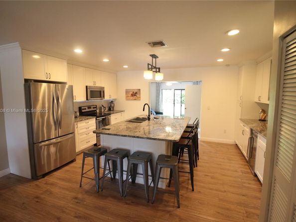 1602 Montauk Dr, Wellington FL 33414