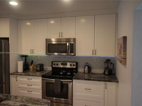 1602 Montauk Dr, Wellington FL 33414