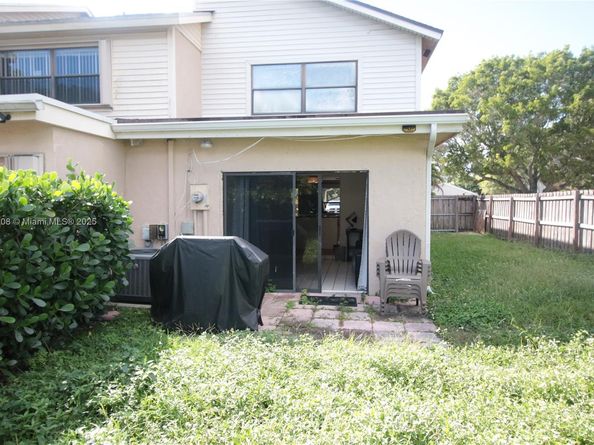 1602 Montauk Dr, Wellington FL 33414