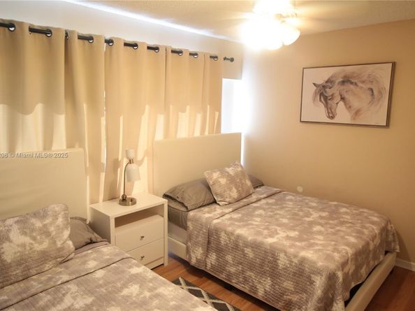 1602 Montauk Dr, Wellington FL 33414